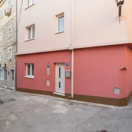 Relax Apartment Baska Voda